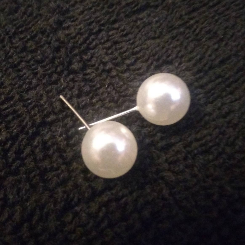 White Pearl (faux) Stud Earrings